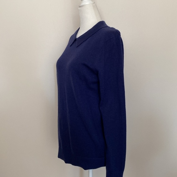 Banana Republic navy blue collared knit sweater - Picture 4 of 11